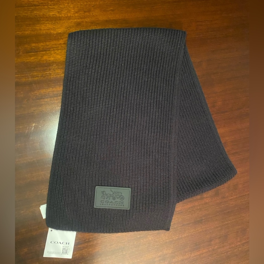 NWT Coach Women’s Rectangular Black Scarf Winter Warm Gift‎ Stocking Stuffer
